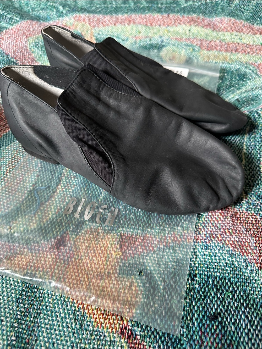 Ladies Leather Elasta Jazz Booties SO499L by Bloch Dance  Canada 
Black 7.5